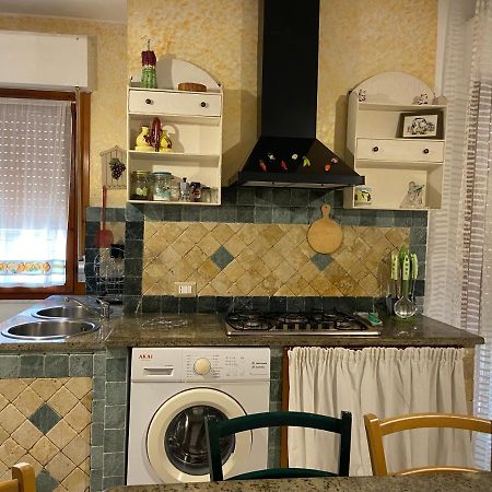A Casa Di Glo' Apartment Porto Torres Exterior photo